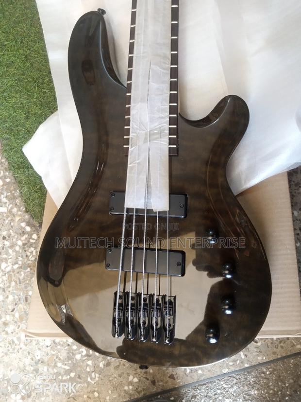 Acl Active Base Guitar · Photo 4