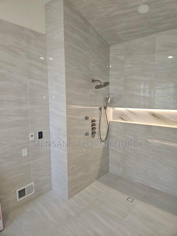 Am A Good Tiler Worker, Good Job . · Photo 3