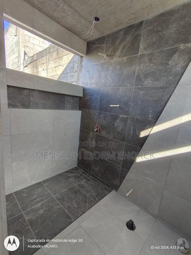 Am A Good Tiler Worker, Good Job . · Photo 7