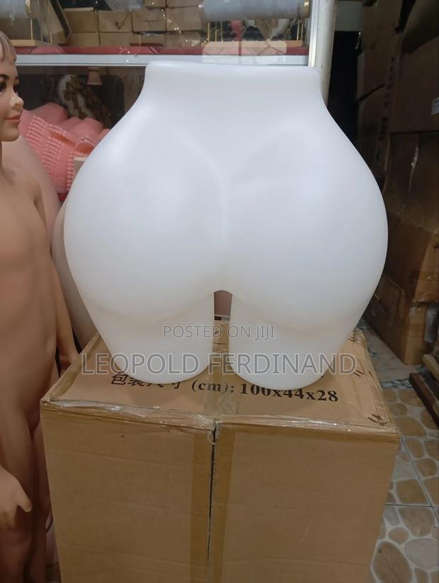 Panty Beads Display Mannequins · Photo 4