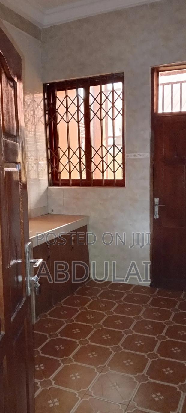 2 Bedroom Apartment at Kwabenya · Photo 5