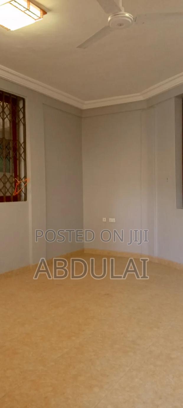 2 Bedroom Apartment at Kwabenya · Photo 8