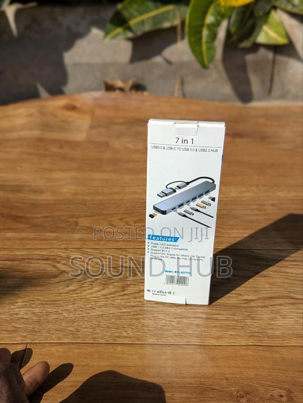 7in1 Multi Ports USB Type C Hub Splitter Adapter Expansion · Photo 2
