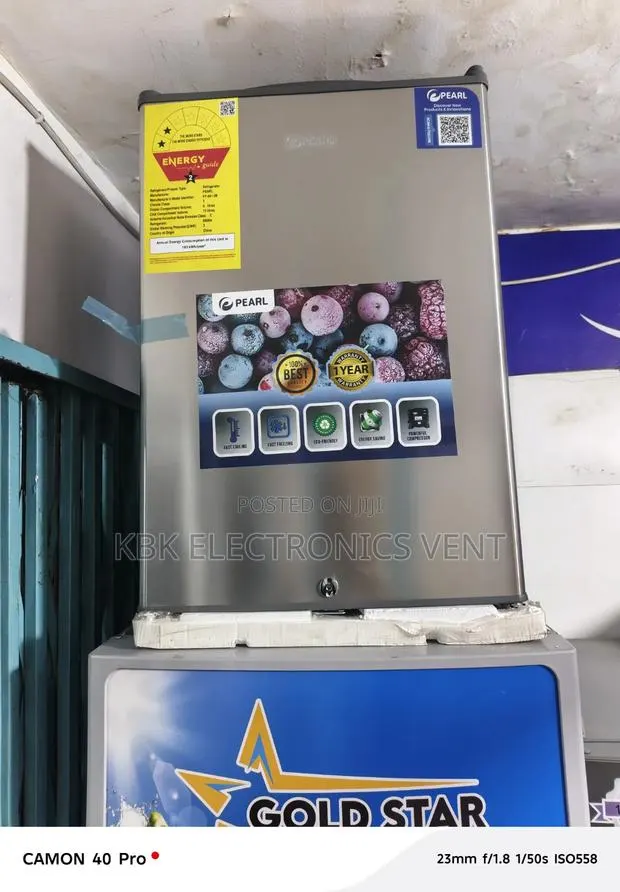 Pearl 72Liter Mini Table Top Refrigerator · Photo 1