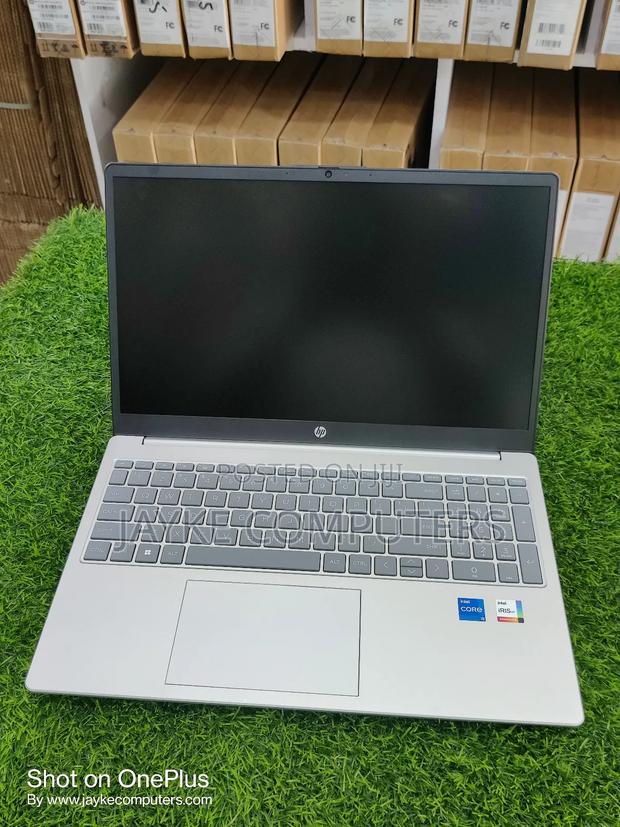 New Laptop HP 15 16GB Intel Core I5 SSD 1T · Photo 6