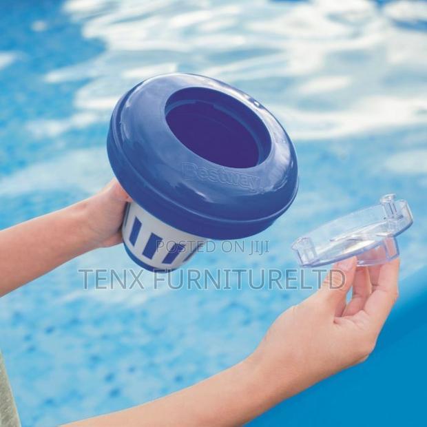 Pool and Spa Accessories Cleaning Set · Photo 5