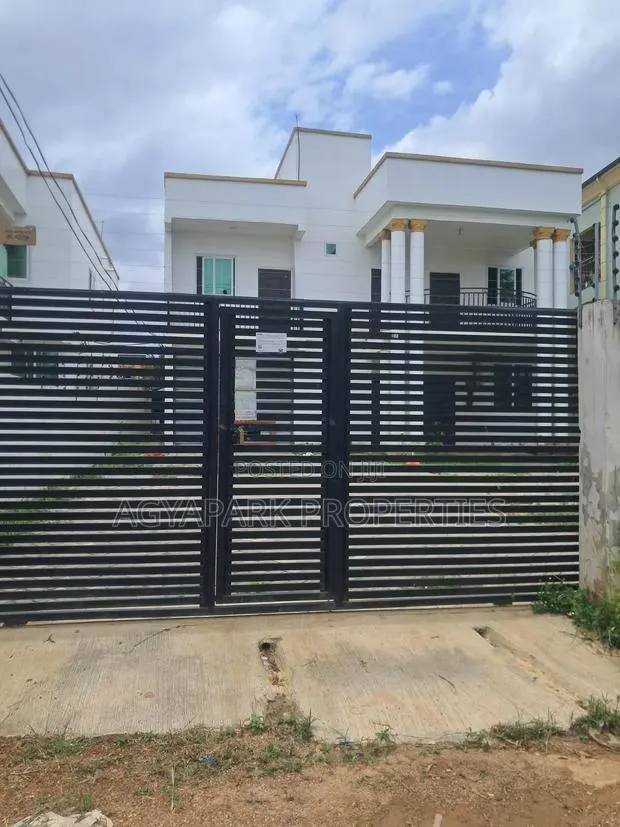 5bdrm House in Abease, Amasaman for rent · Photo 1