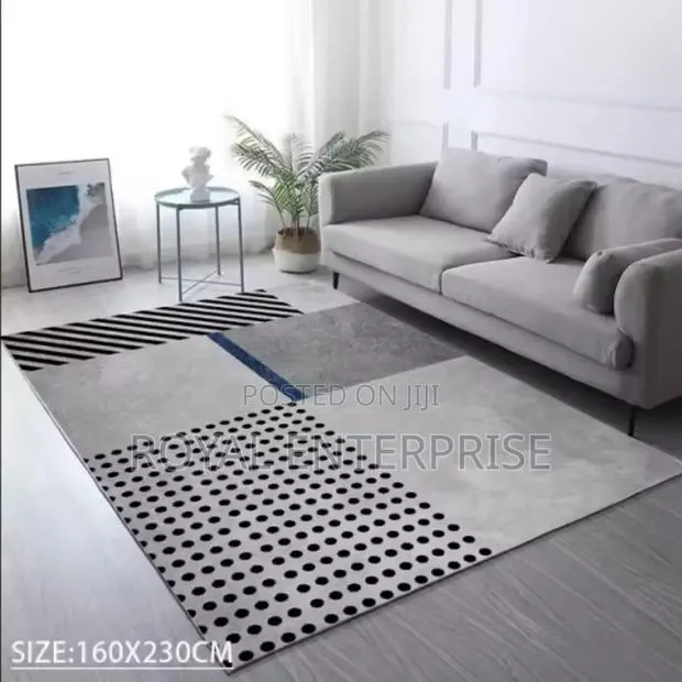 Light Grey Carpet Luxurious Geometric Stripe Living Room Mat · Photo 1