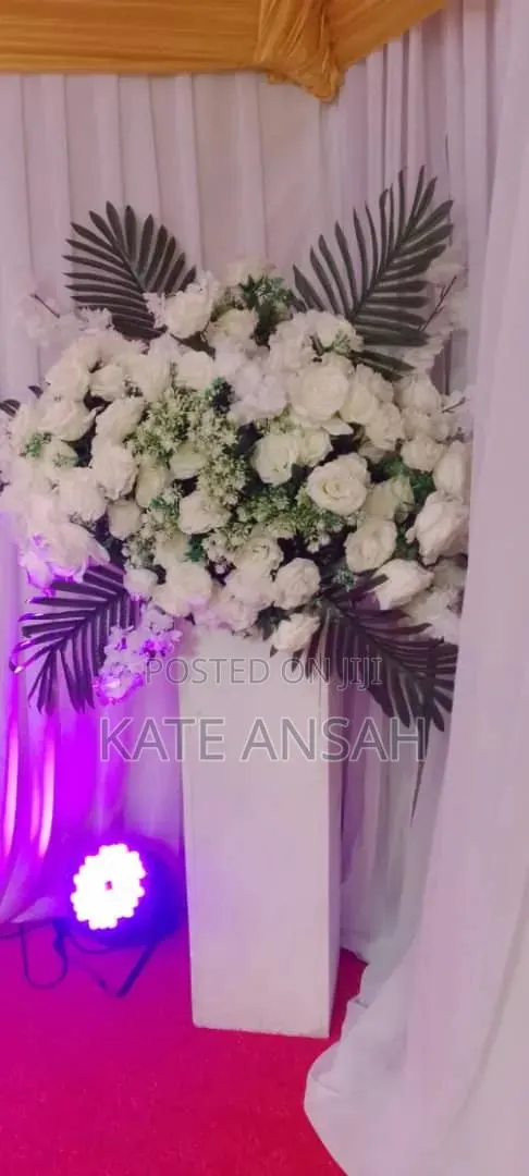 Wreath for Sale · Photo 1