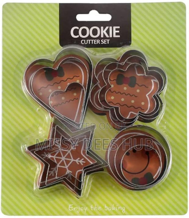 12pcs Cookie Cutter Set · Photo 2