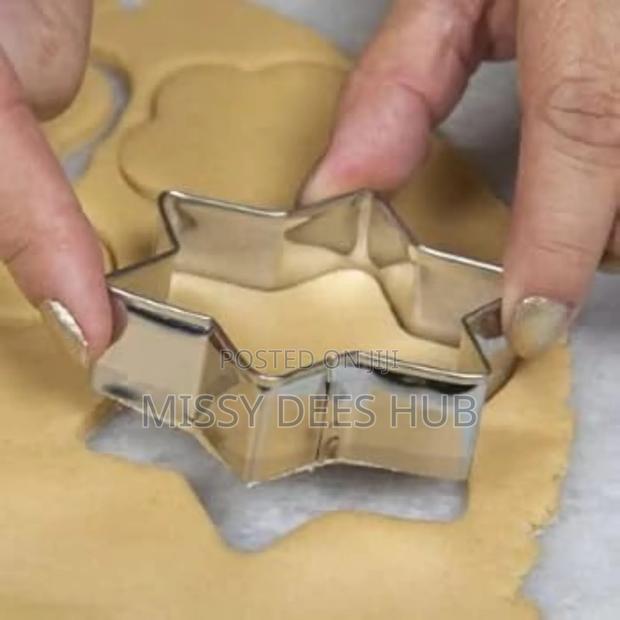 12pcs Cookie Cutter Set · Photo 6