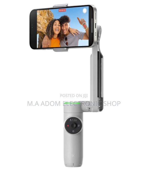 Insta360 Flow Pro · Photo 1