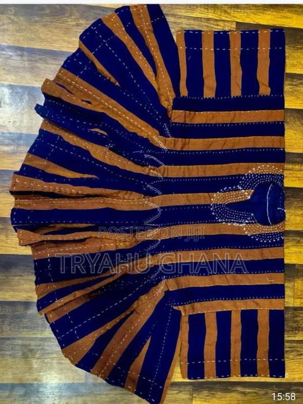NEW STOCK Alerts-ghanaian Heritage Hand-made Smock For Sale · Photo 1