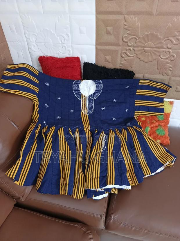 Authentic Handcrafted Northern Ghanaian Men’S Smocks 4sale · Photo 2