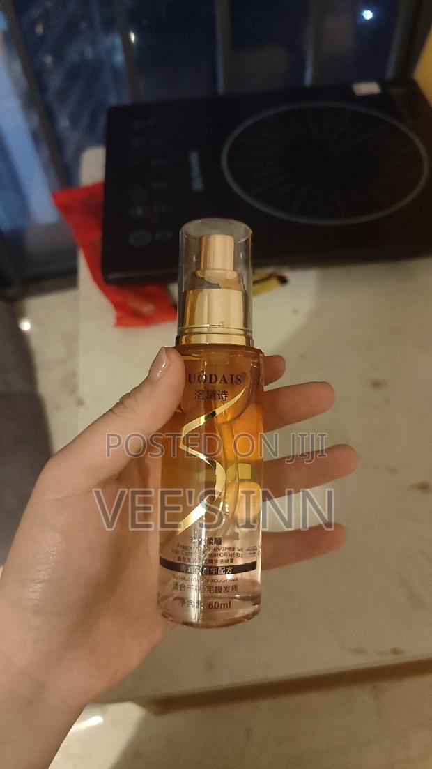 Hair Spray, · Photo 1