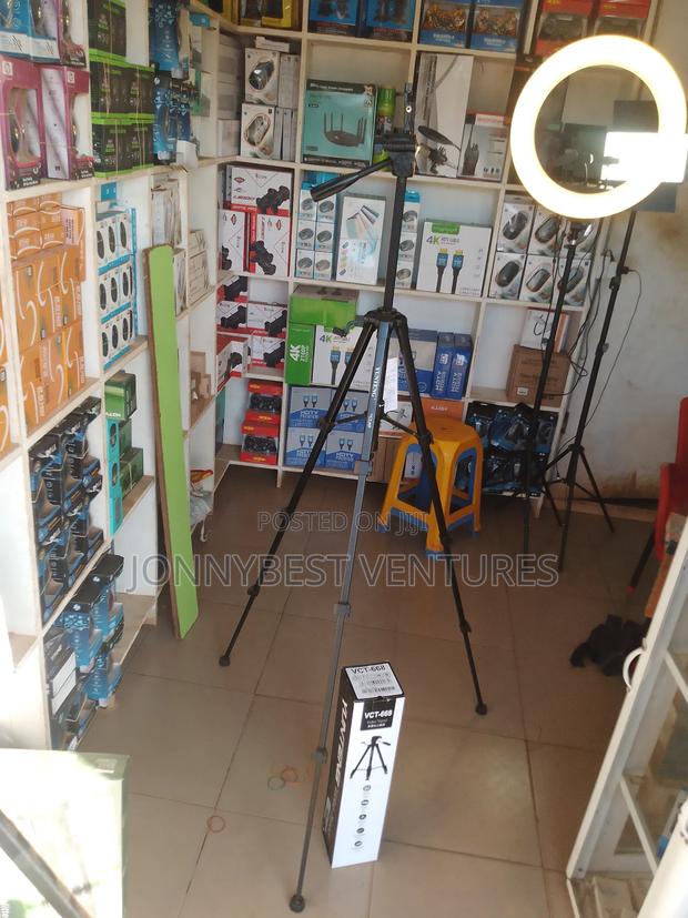 Brand New 668 Phone Tripod Stand · Photo 2