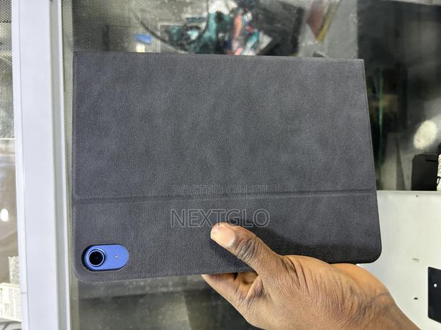 10th Gen Case · Photo 2
