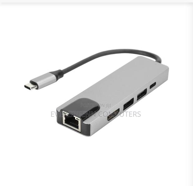 Type C to USB Hub/Converter · Photo 1