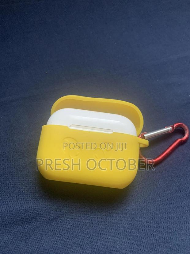 Airpods Pro for Sale With Delivery Within Accra · Photo 3