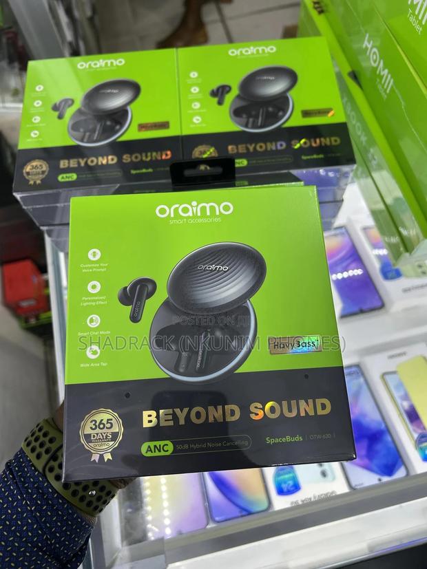 Oriamo Spacebuds · Photo 1