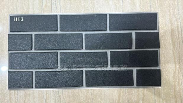 Facial Tiles · Photo 1