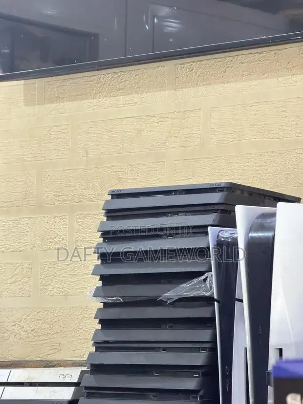 Bulk Uk Used Ps4 Slim Console · Photo 1