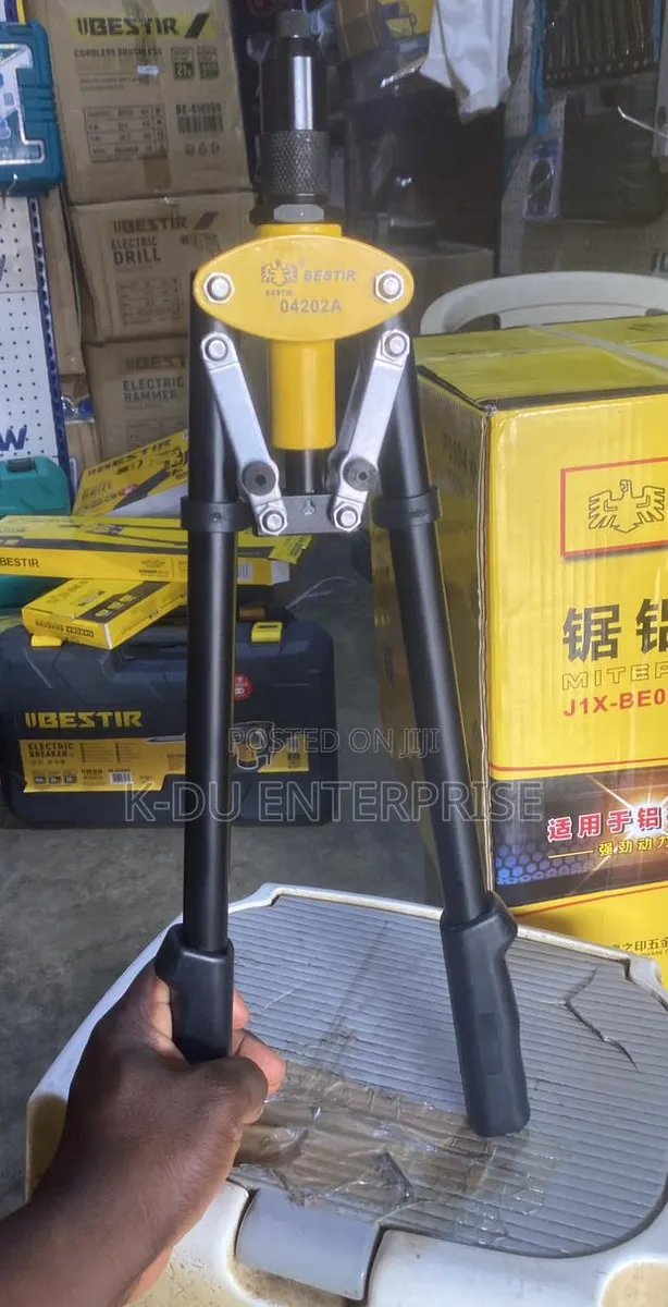 Double Arm Hand Riveter 18” · Photo 1