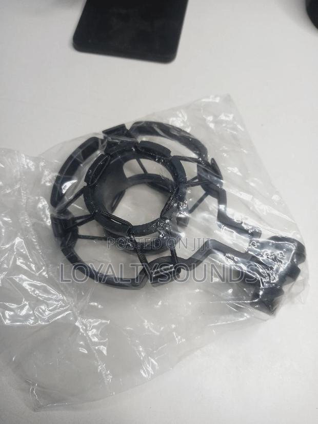 Plastic Mic Holder · Photo 2