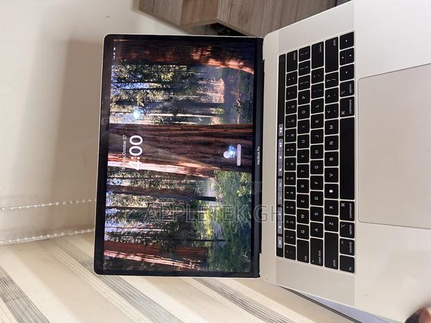 Laptop Apple MacBook Pro 2018 32GB Intel Core i7 SSD 512GB · Photo 4