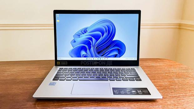 New Laptop HP 215 G1 16GB Intel Core I5 SSD 500GB · Photo 1