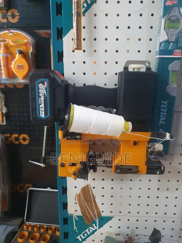 Cordless Sack Closing/ Sewing Machine · Photo 1