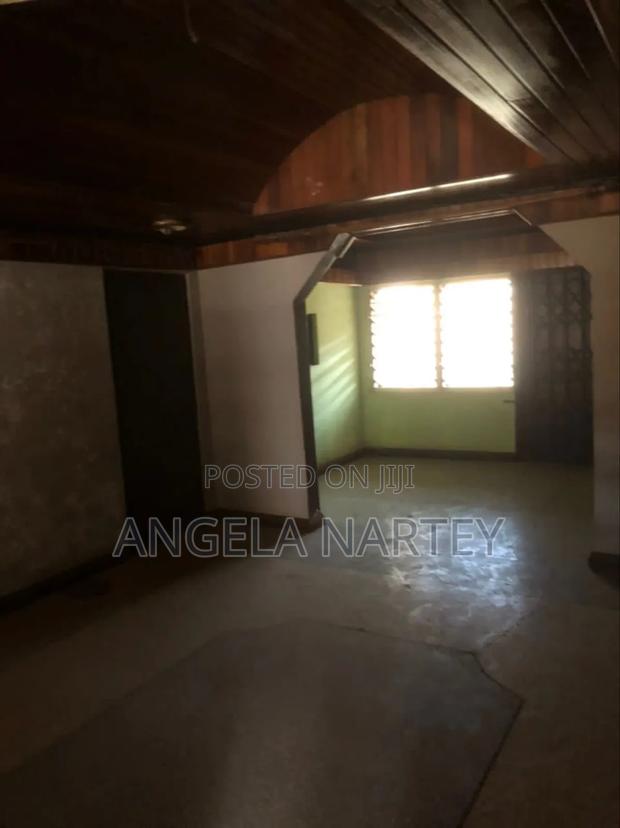 4bdrm House in Sakumono Estates, Tema Metropolitan for sale · Photo 4