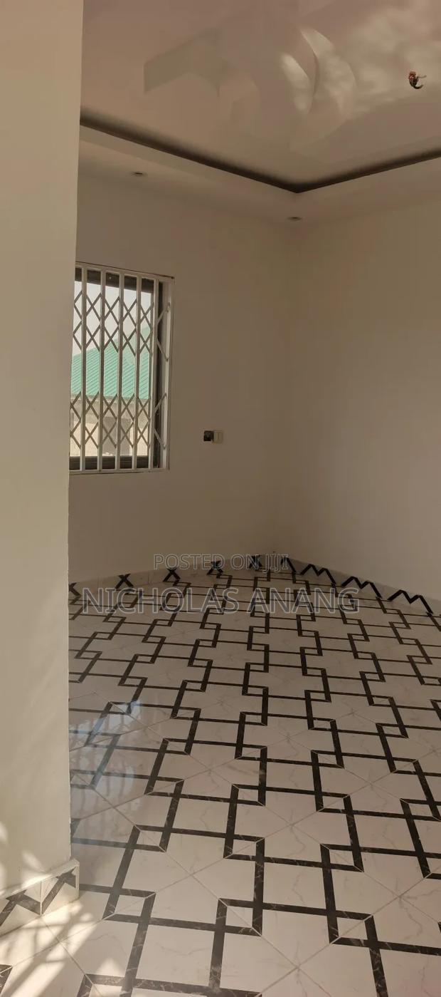 1bdrm Apartment in The Dorns Properties, New Town for rent · Photo 2