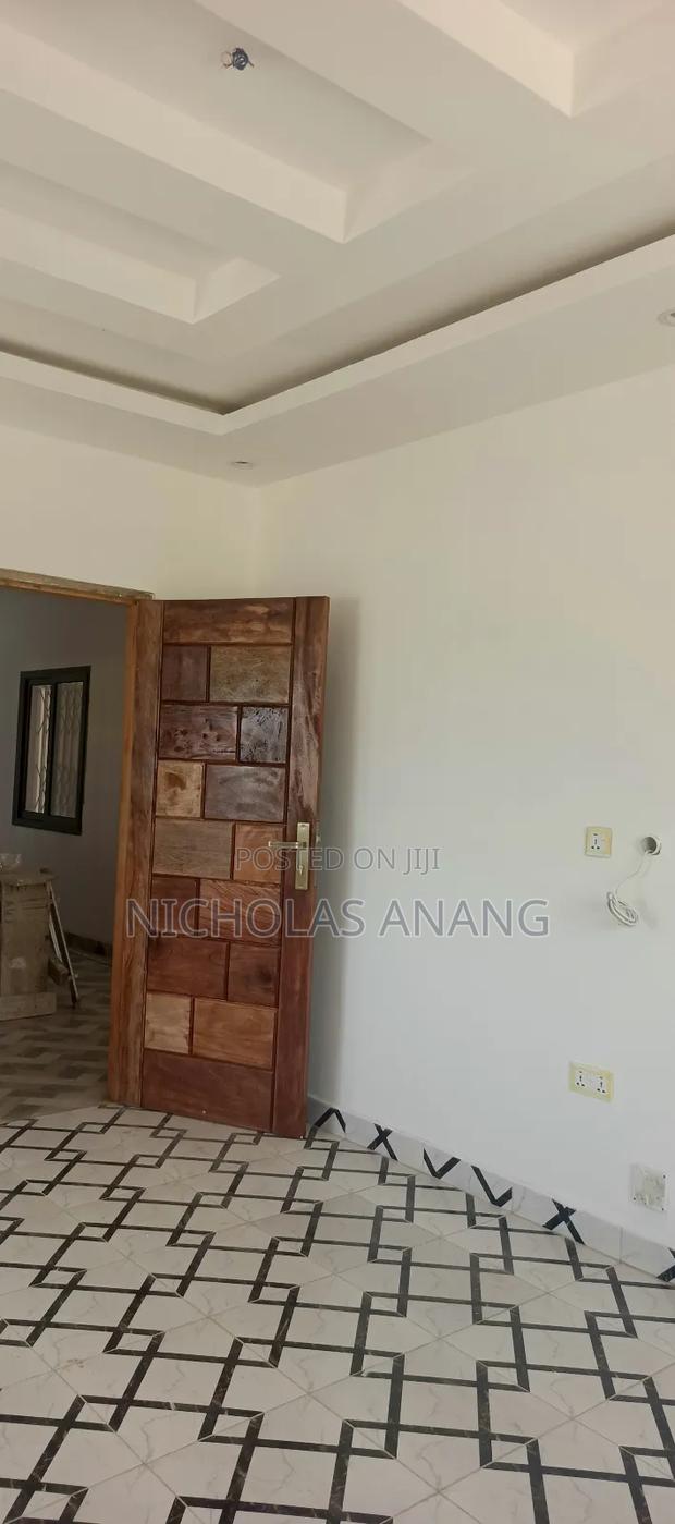 1bdrm Apartment in The Dorns Properties, New Town for rent · Photo 5
