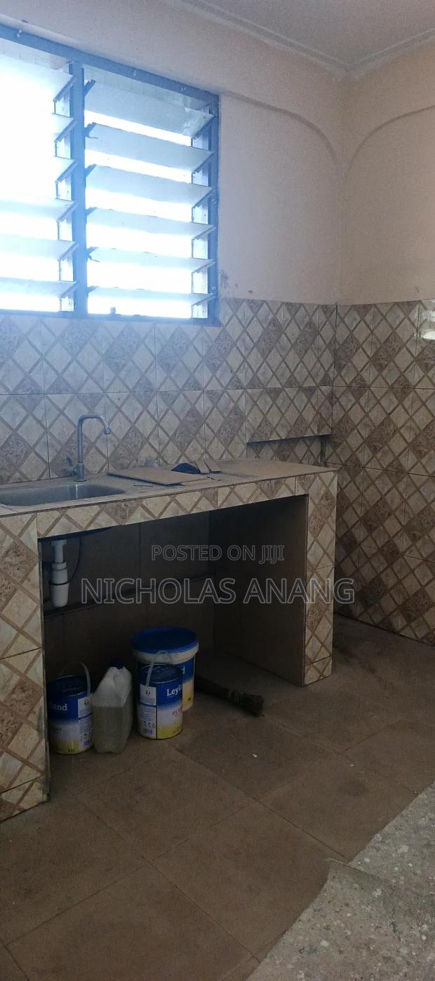 1bdrm Apartment in Dorns Properties, New Town for rent · Photo 3