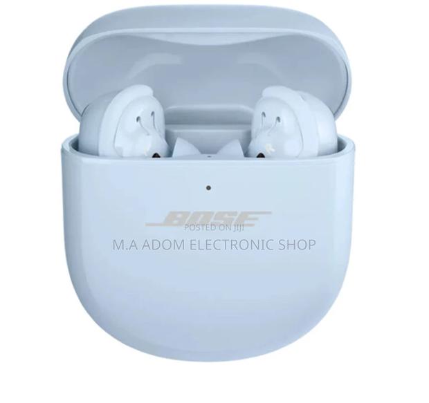 Bose Quietcomfort Ultra Earbuds Wireless in-Ear Headphones · Photo 1