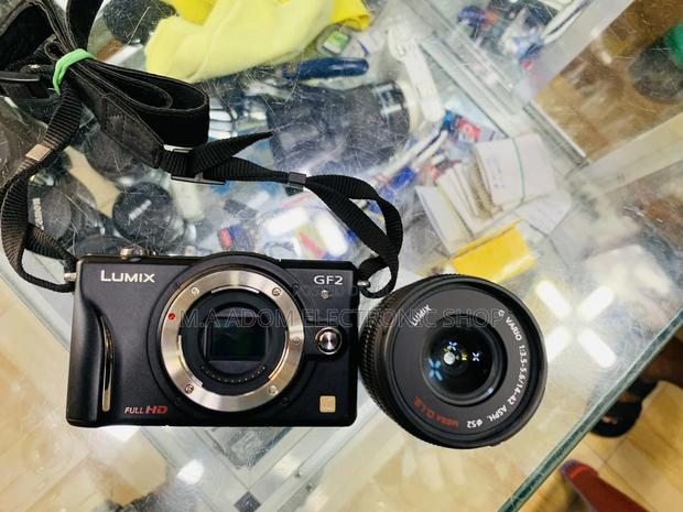 Panasonic Lumix GF2 Digital Digital Camera · Photo 2