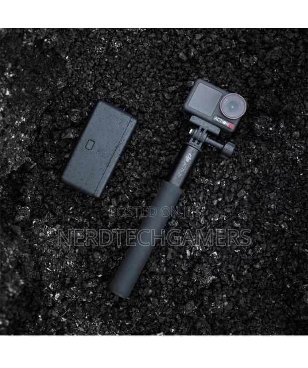 DJI Osmo Action 5 Pro Adventure Combo, Action Camera · Photo 3