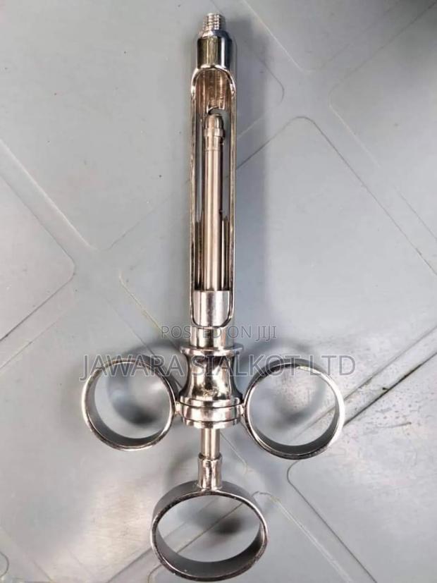 Dental Aspirating Syringe · Photo 3