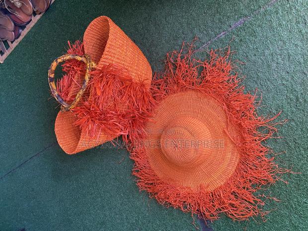 Raffia Bag and Hat · Photo 2