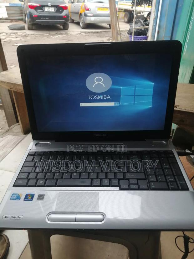 New Laptop Toshiba Satellite C665 4GB Intel HDD 250GB · Photo 3