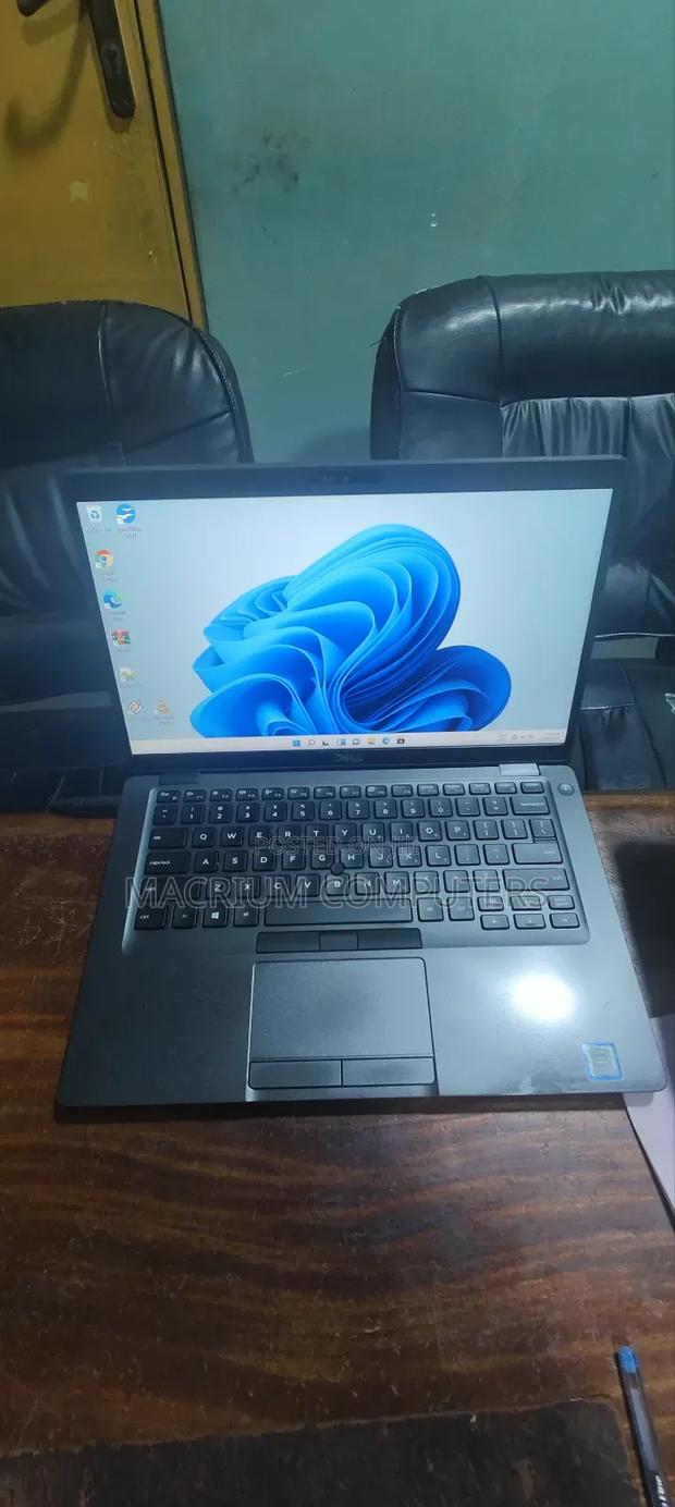 Laptop Dell Latitude 5400 8GB Intel Core I5 SSD 256GB · Photo 1