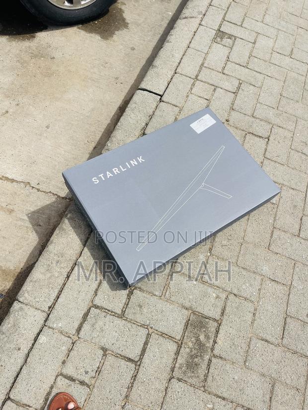 Purchase Authentic StarlinkGeneration 3 Standard Kit Router · Photo 1