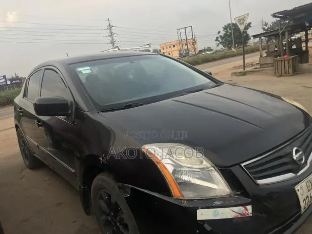 Nissan Sentra 2011 Black · Photo 1