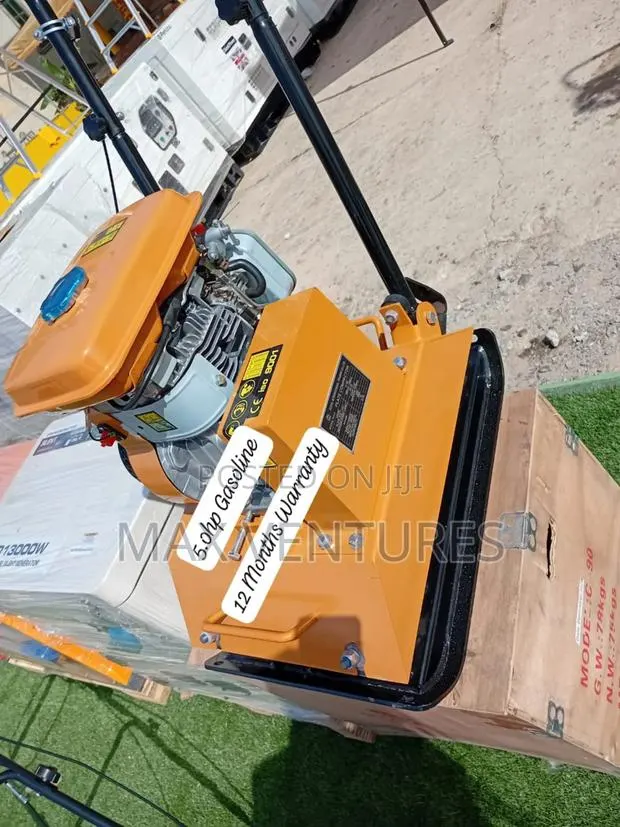 Plate Compactor Gasoline Ey20 Supralink · Photo 1