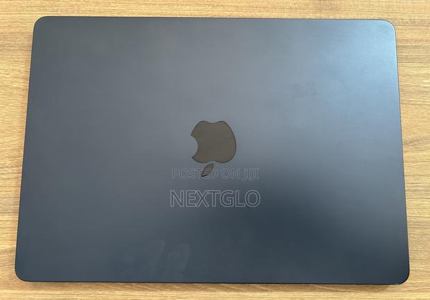 Macbook Air M2 Screen · Photo 1