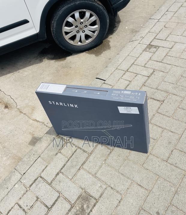 Buy Authentic Starlink Gen 3 Standard Kit Router(White). · Photo 1