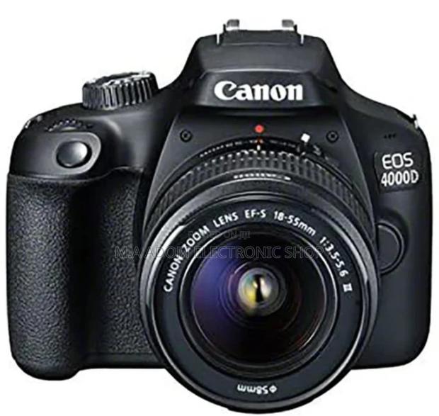 Canon EOS 4000D EF-S 18-55mm III Lens - Black · Photo 1