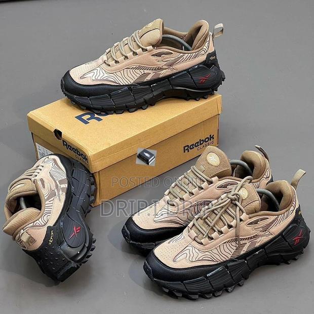 Reebok Sneakers .Highly Authentic and Tough · Photo 1