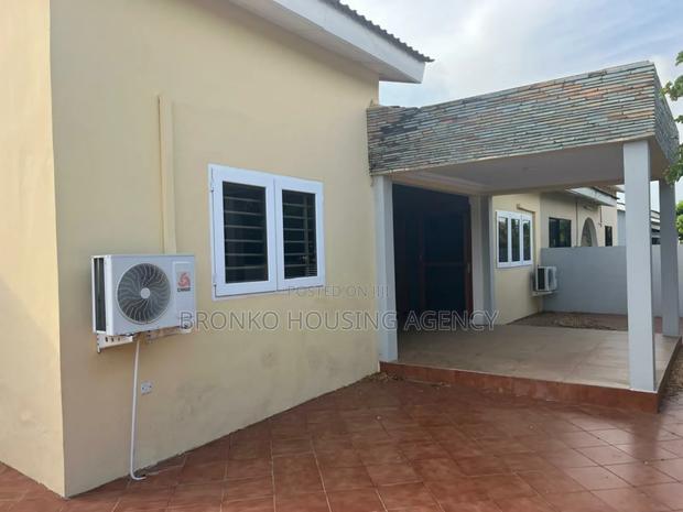 3bdrm House in Bronko Housing, Spintex for rent · Photo 1